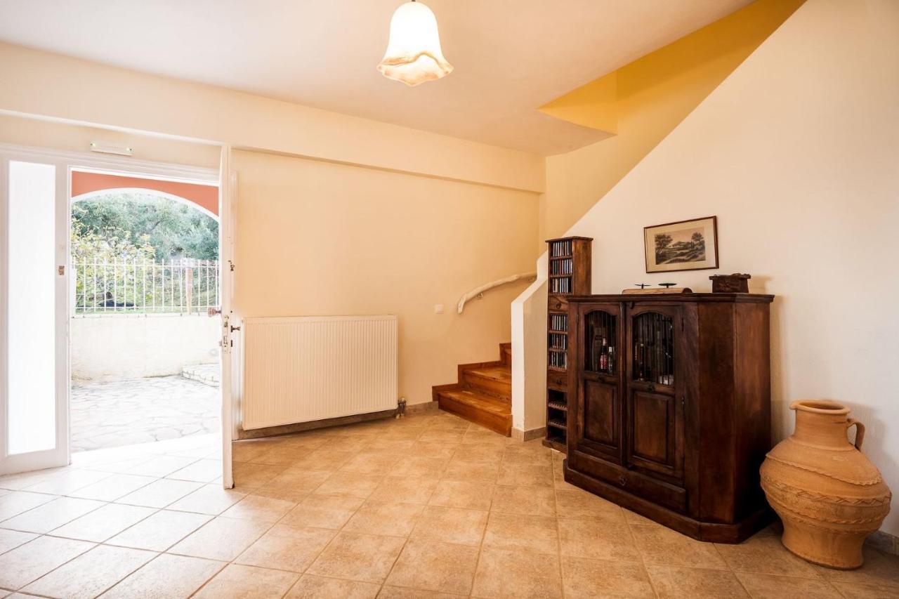 Villa Melodia By Posarellivillas Episkepsis Bagian luar foto